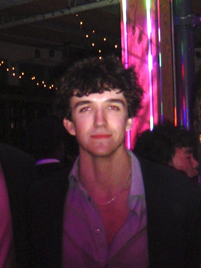 Finn McMillan headshot